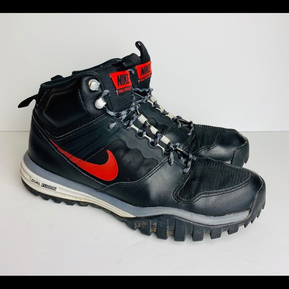 nike dual fusion boots